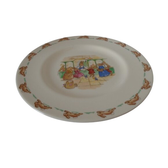 Royal Doulton 1936 Bunnykins 8" plate At The General Post Office Scene  3545 - Picture 3 of 6
